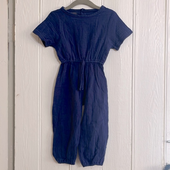 BOUTIQUE NWOT 100% Muslin Cotton Navy Jumpsuit Romper - Picture 2 of 2